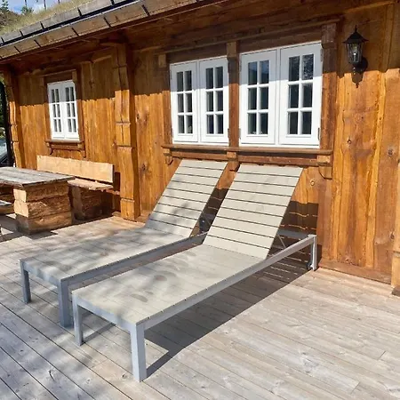 Dom wakacyjny Nydelig Og Usjenert Hytte Naer Fla, Fjell Og Vann. *