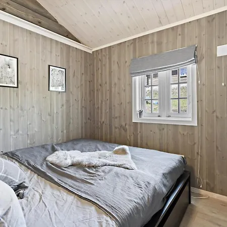 Nydelig Og Usjenert Hytte Naer Fla, Fjell Og Vann. Dom wakacyjny Flå