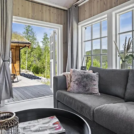 Dom wakacyjny Nydelig Og Usjenert Hytte Naer Fla, Fjell Og Vann. *