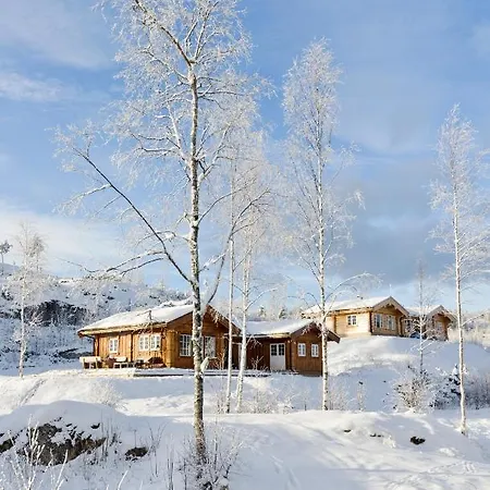 Nydelig Og Usjenert Hytte Naer Fla, Fjell Og Vann. Dom wakacyjny Flå
